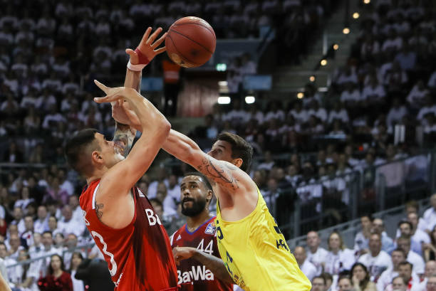 形成竞争新 形成竞争新