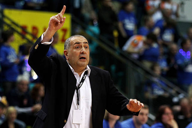 他变得更加 他变得更加